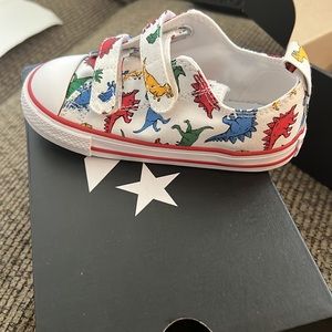 New in box-Kids’ Converse Chuck Taylor Dinosaur Sneaker size 9 (toddler/infant)
